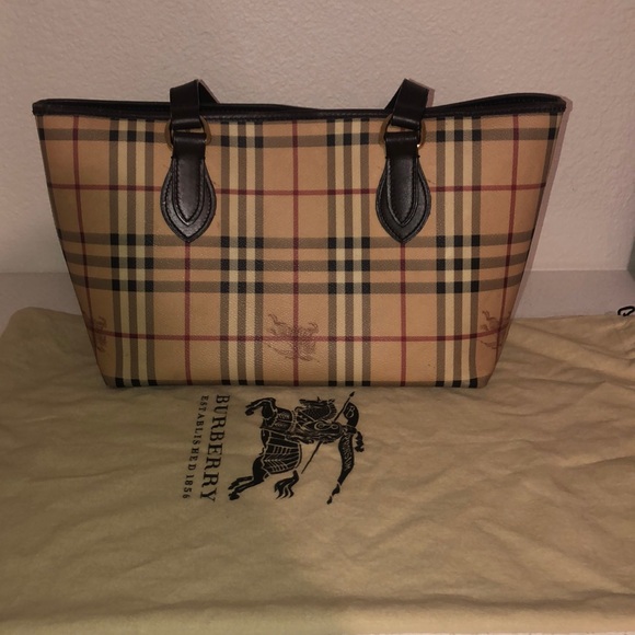 Burberry Purse - Picture 1 of 5